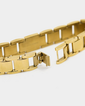 Load image into Gallery viewer, Guess Frontier Crystal Bracelet In 12mm In Gold
