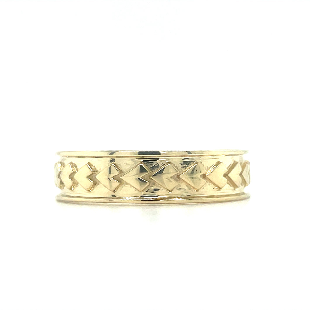 J03B28 Island Style 9ct Gold Wedding Band