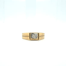 Load image into Gallery viewer, llusion Set 9ct Gold Single Diamond Star-Set Men's Ring
