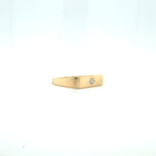 Load image into Gallery viewer, Sleek Star-Set Diamond 9ct Gold Flat Men's Band
