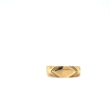 Load image into Gallery viewer, 9ct Gold Men's Hexagonal Band
