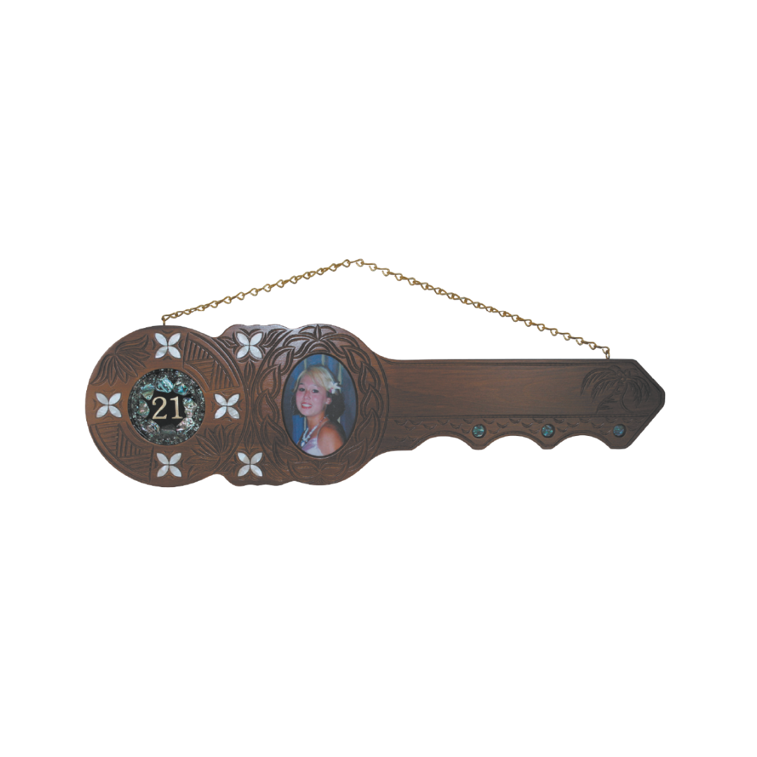 21'st Island Design Key White Flower (Engraving Option)