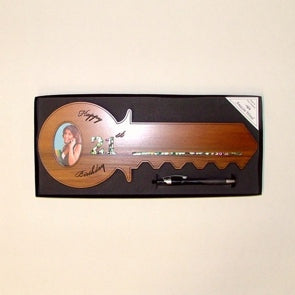 21'st Oval Key (With Signature Pen & Box) (Engraving Option)